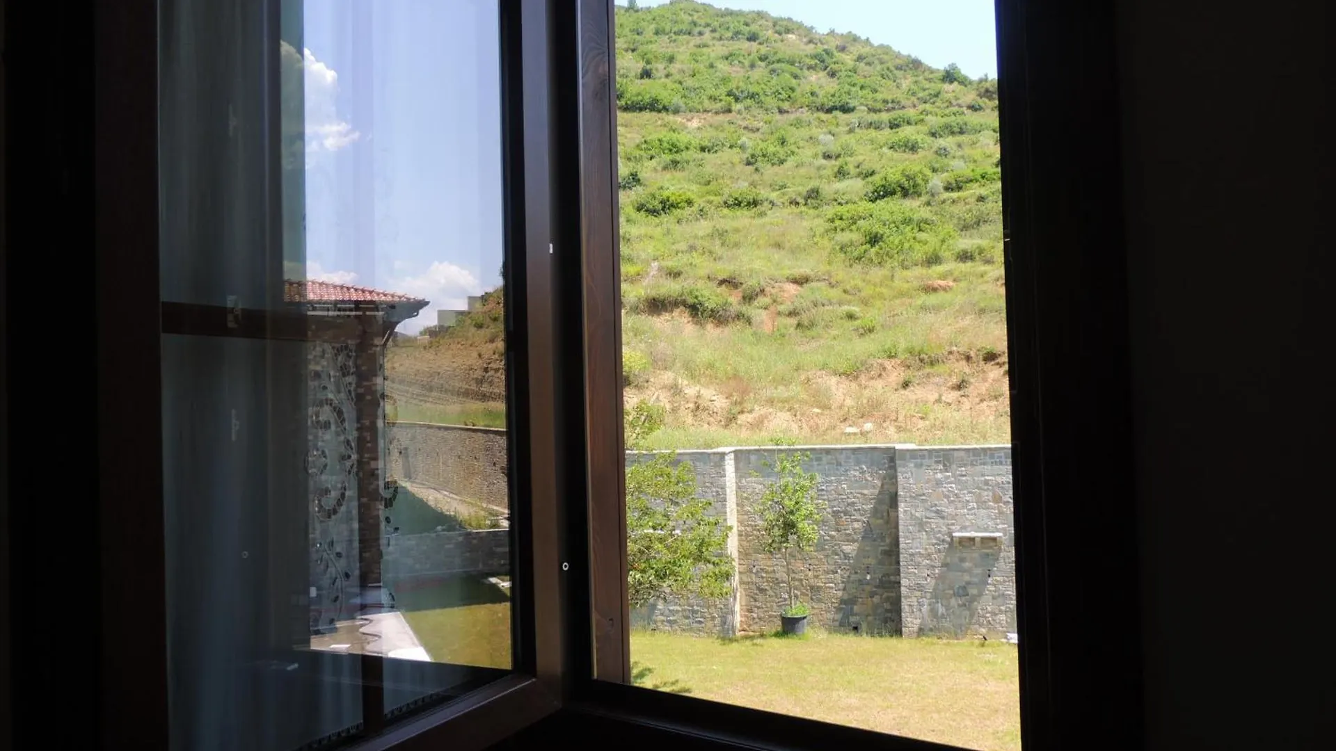 בית הארחה בראט Pupa Winery Serene Stay