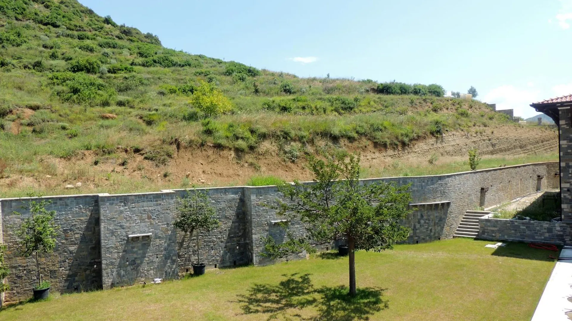 בראט Pupa Winery Serene Stay 0*,