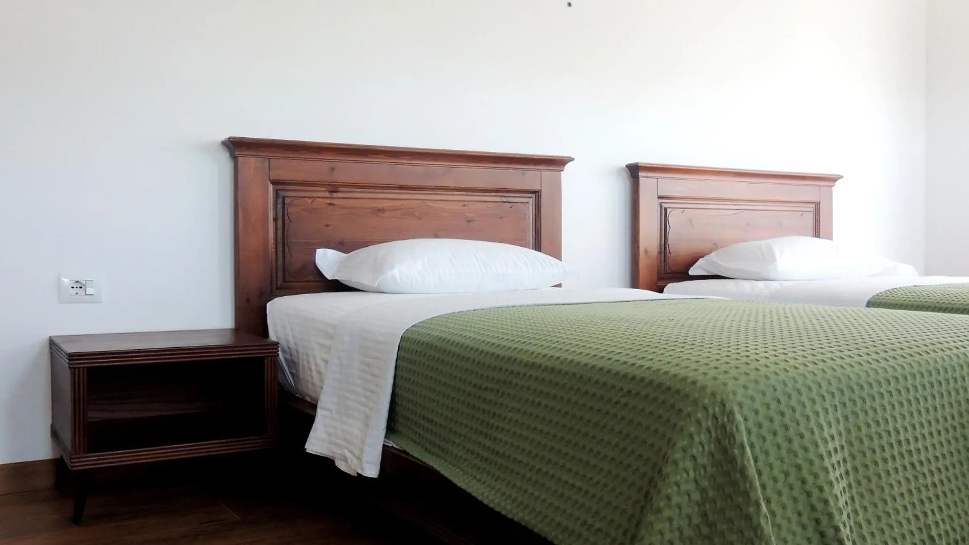 בראט Pupa Winery Serene Stay 0*,  אלבניה