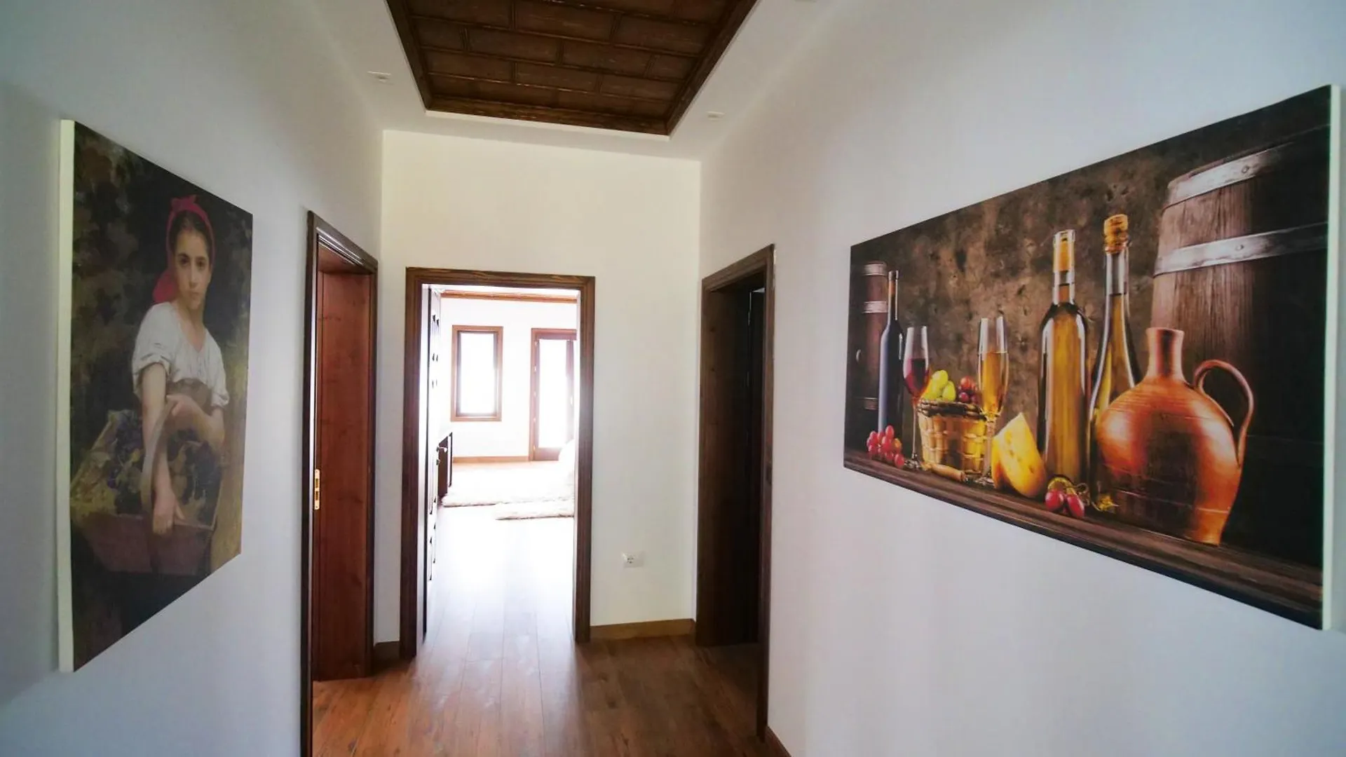 בראט Pupa Winery Serene Stay אלבניה
