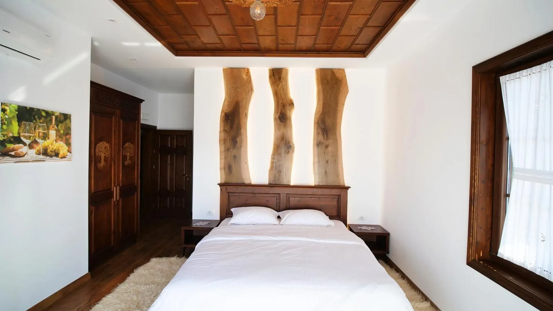 בראט Pupa Winery Serene Stay אלבניה